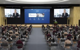 美国虚拟主机，年付与月付的对比与选择指南
