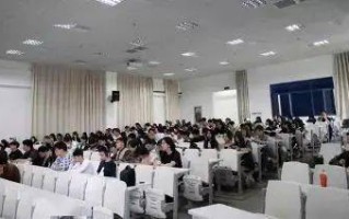请推荐个免费2级域名，探索免费域名世界的无限可能