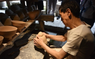 瓷都之称，中国使用历程与文化韵味探析