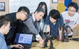 卓越网络科技的崛起，引领数字化转型的新浪潮