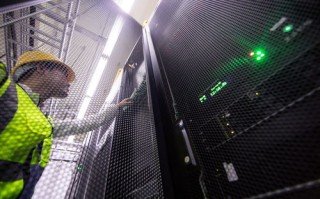 网硕互联，编织数字时代的信息桥梁