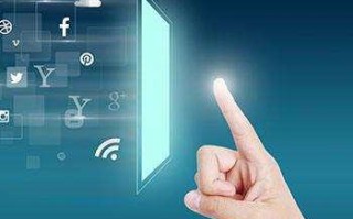 个人网站可以建两个吗？两个都是一级域名，一个用香港主机，一个用国内