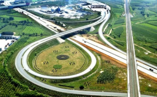 西部渠道，构建新时代的经济桥梁与文化纽带