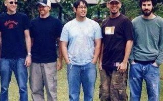 想做一个个人博客网站怎样避免网站域名的备案