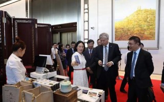 在互联互通中构建智能社会，挑战与机遇