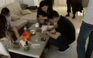 谁知道买卖域名的群越多越好？谢谢