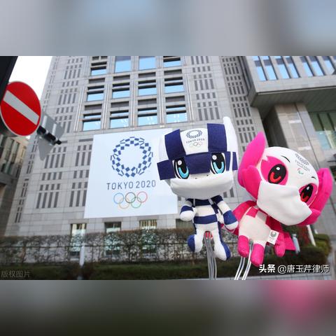 根据Internet的域名代码规定，com域名表示商业组织的网站