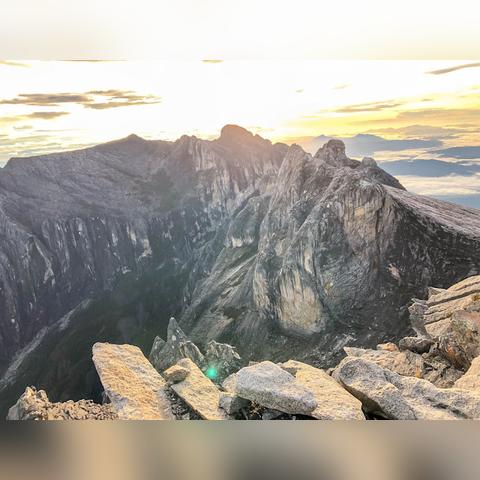 为什么沙巴神山住宿预订的网址打不开？老是提示域名错误