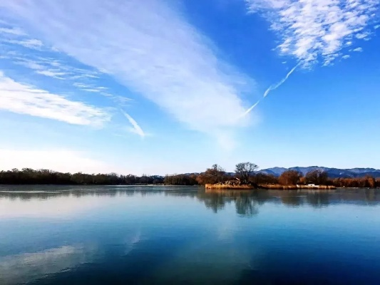 清静之韵，云间万象