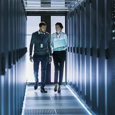 外贸企业如何选择合适的国外服务器以实现快速稳定的全球业务