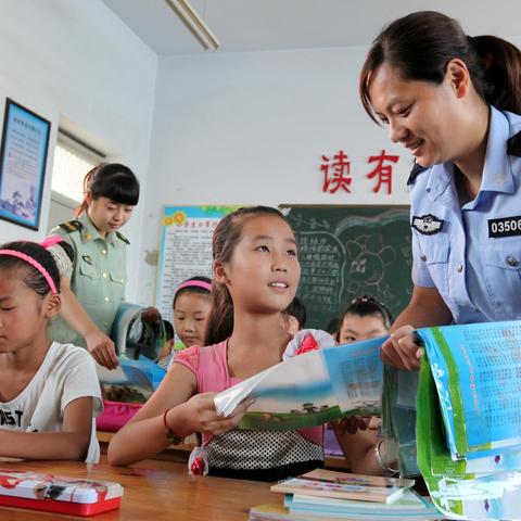 互联网域名代码规定，C段域名的政府属性解析