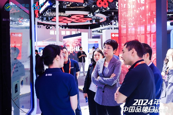 中国企业轻装上阵，中国E动网领航互联网前行