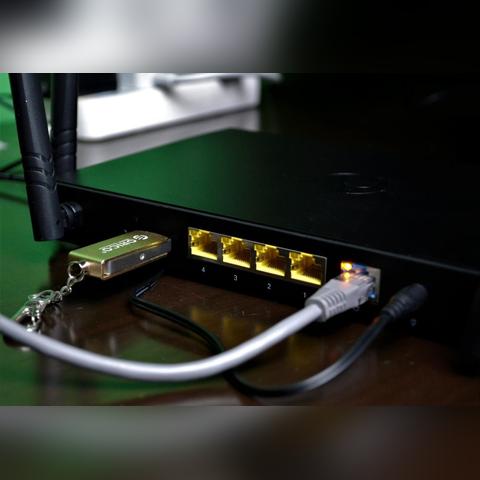 关于花生壳动态域名解析工具原理