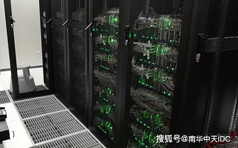 美国香港服务器，哪个更好？