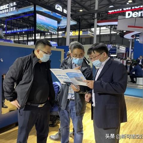 万络科技，稳健前行，共创数字未来