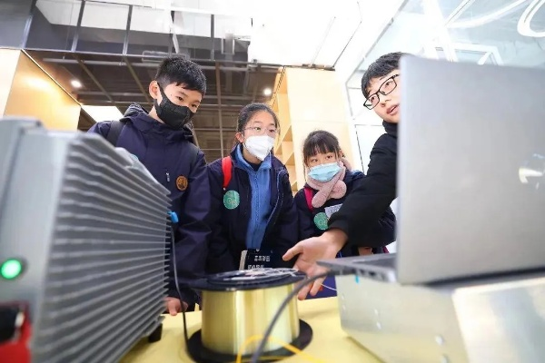 群英评测，探访教育评测新时代的变革与创新