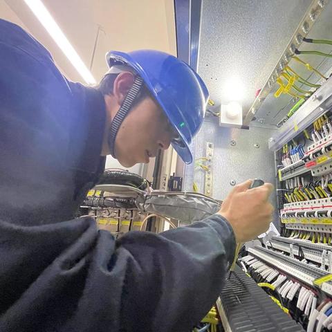 西部数码虚拟主机与大宇云的对比，特色与优劣分析