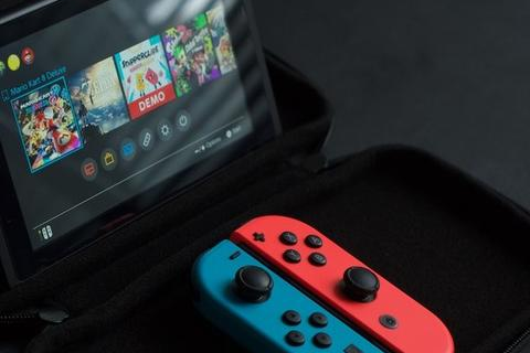 深入评测青年主机，性能、外观与性价比的全面解析