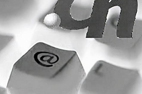 免费国外空间做网站好用吗？还是花钱购买空间域名做网站好？