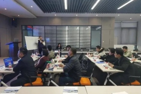联动天下，一个企业的实践案例及其启示