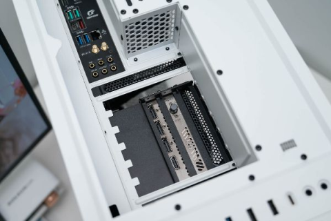 奕腾主机，探索使用过的经验，解析其性能与实用价值