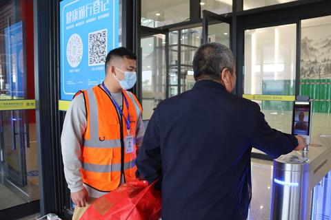 青年主机，探索使用经历与成长故事