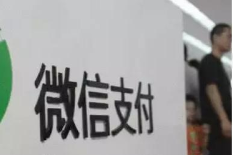 域名已经绑定了国外的空间可以提交备案吗？