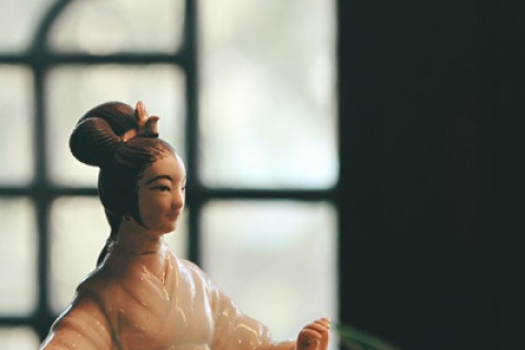 素女时代的琴音能否唤醒失落的记忆