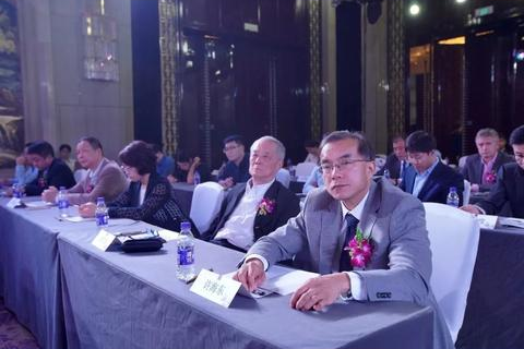 探索未来科技，衡天主机的崛起与无限可能