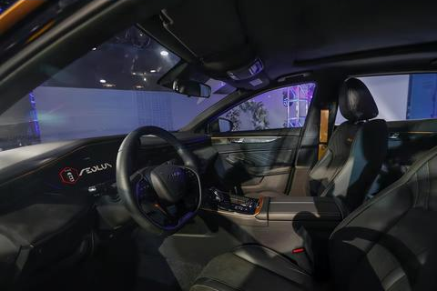 上海世纪互联，打造数字经济的金色桥梁
