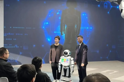 探索厘米云，一场关于未来教育科技的深度之旅