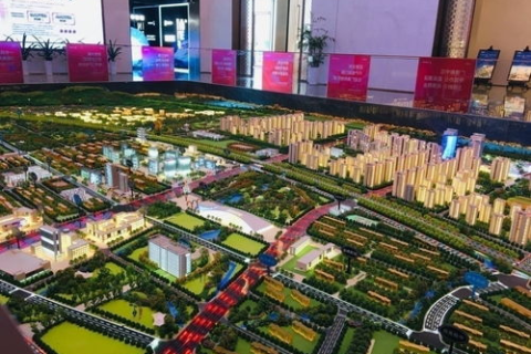 哪家卖域名和空间的商家更有实力？哪个仁兄知道？