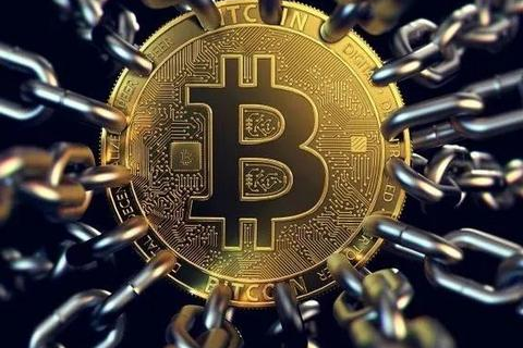 如果做个论坛型的网站用什么型号的虚拟主机好呢？