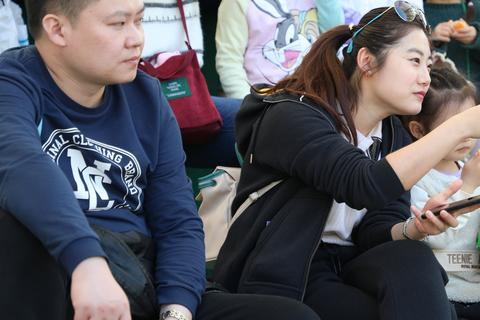 如何从零开始建立自己的网站，从申请域名到上线的全面指南