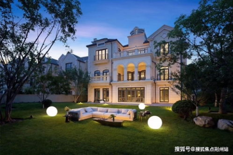 华美数据官网，重塑数据价值的领航者