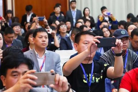 蓝海宽带，打造数字化时代的宽带服务新标杆
