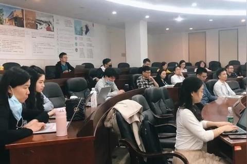 「四海互联官网，携手共创数字化转型的无限可能」