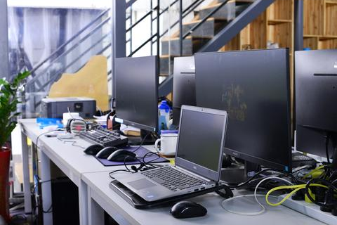内网电脑与手机通过无线连接访问同一局域网服务器的实践指南