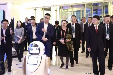 「高效工作，从这里开始！全面评测极速商务空间