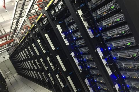 服务器托管相比企业自建机房的显著优势